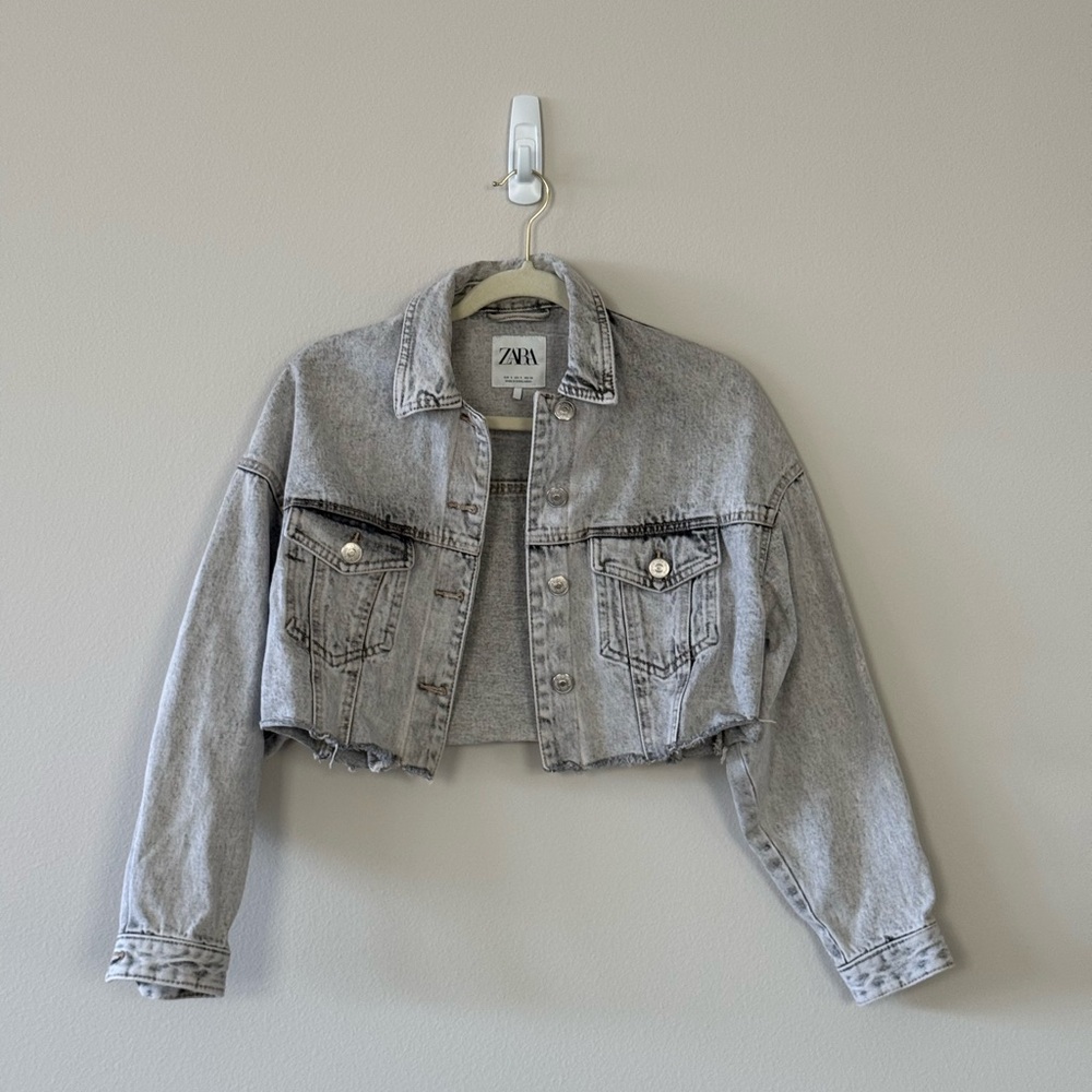 Zara Light Gray Textured Fabric